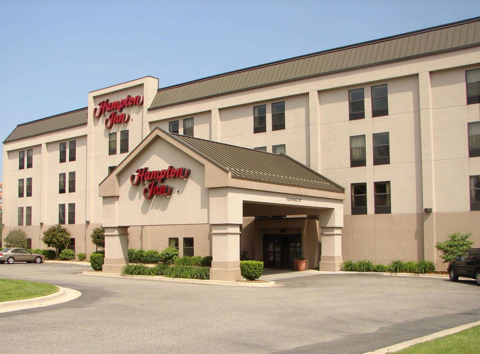 Hampton Inn East Lansing Exterior photo